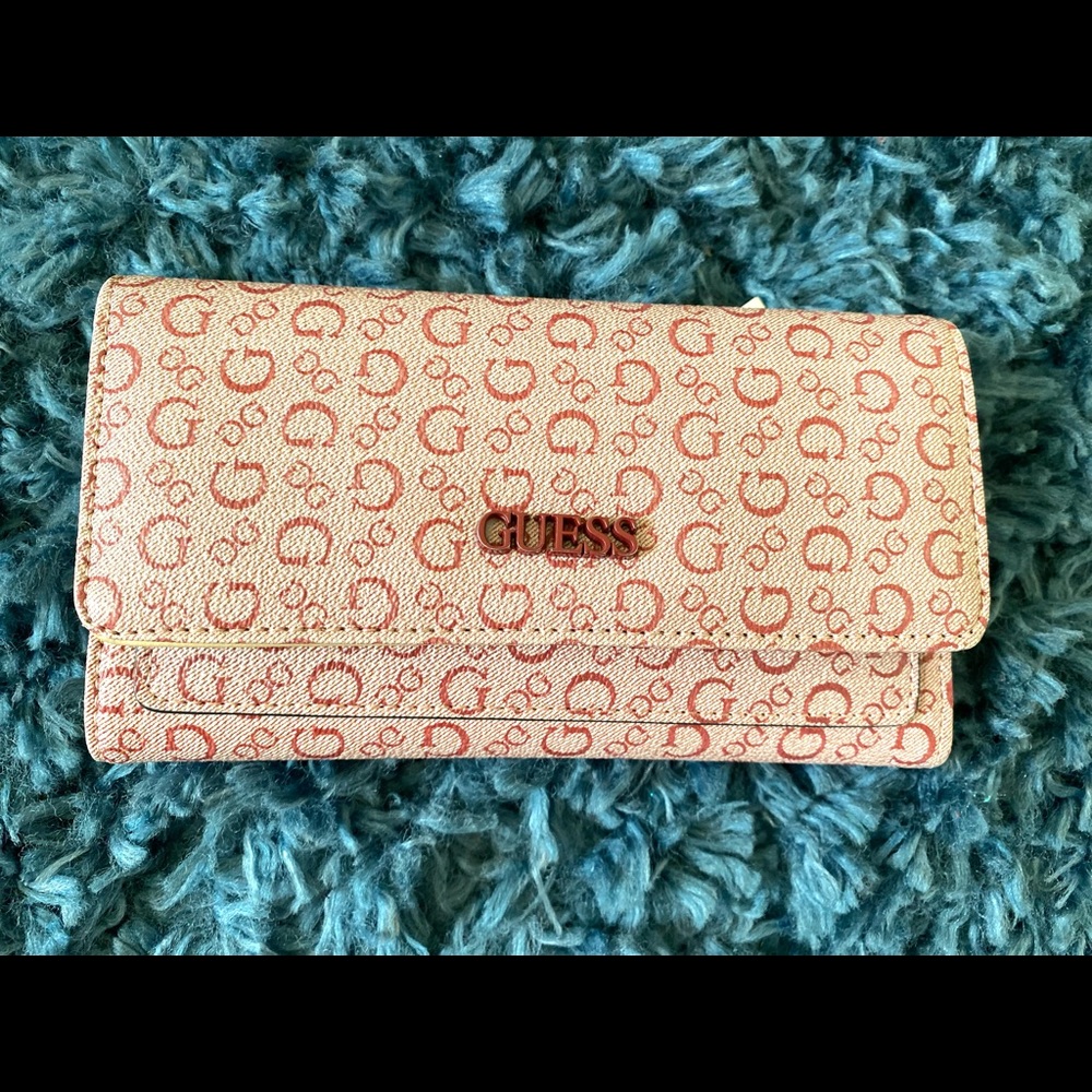 Guess wallet